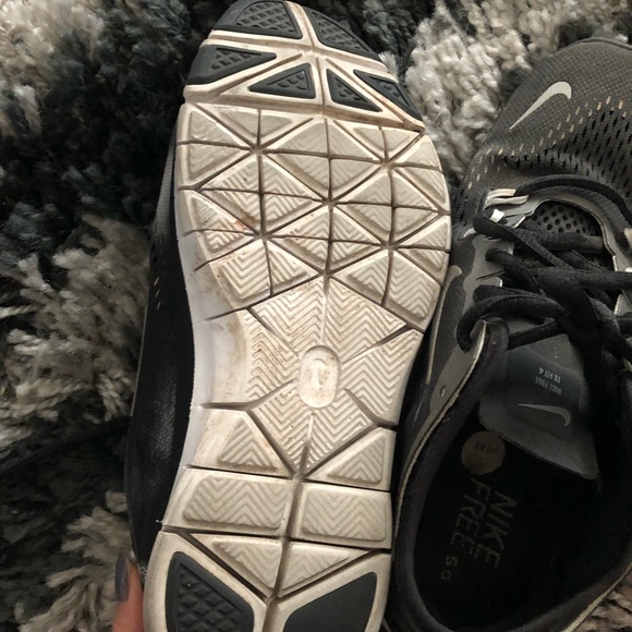 Nike Running Shoes US5.5 great condition - Picture 4 of 5